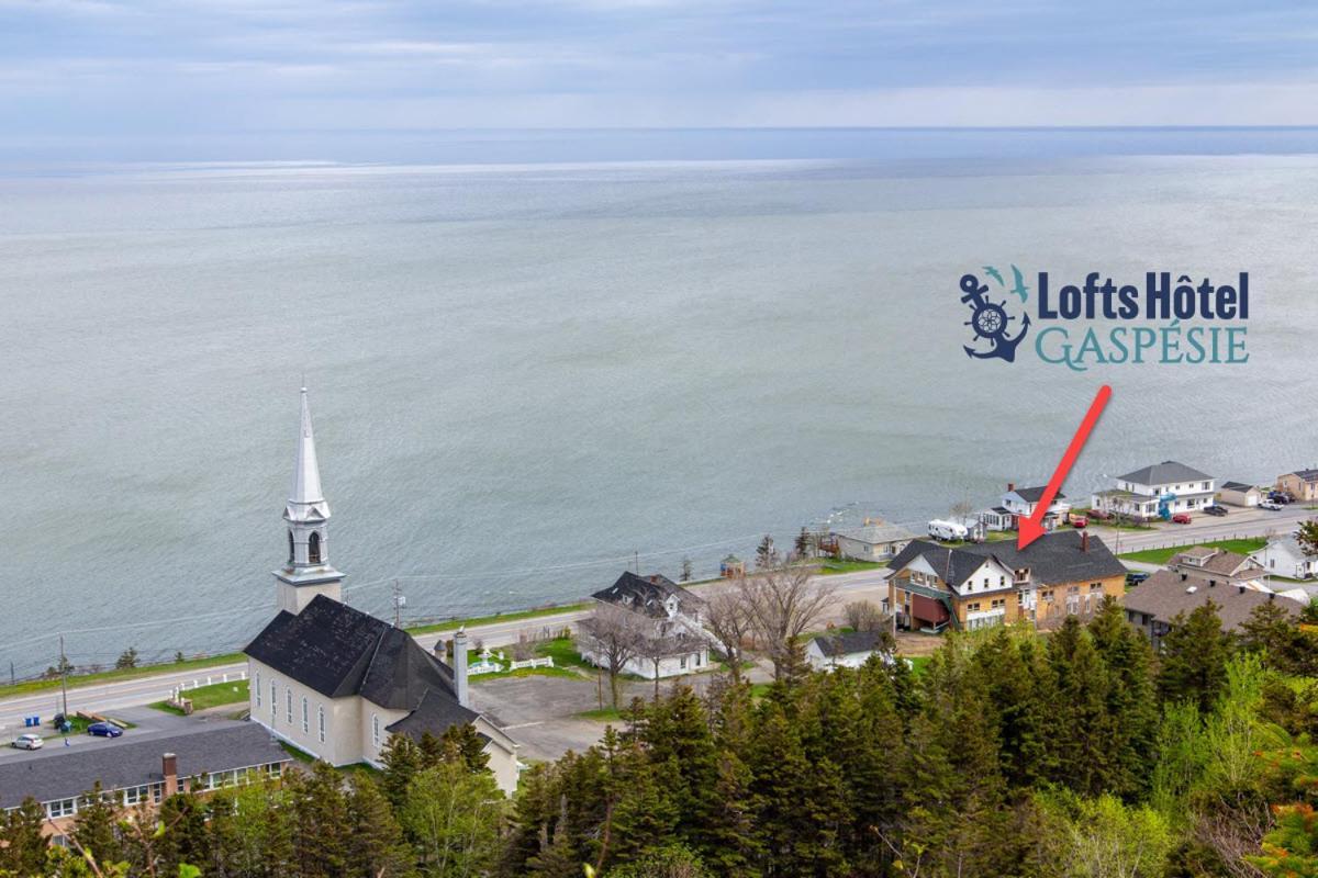 Lofts Hôtel Gaspésie Sainte Anne-des-Chênes Extérieur photo