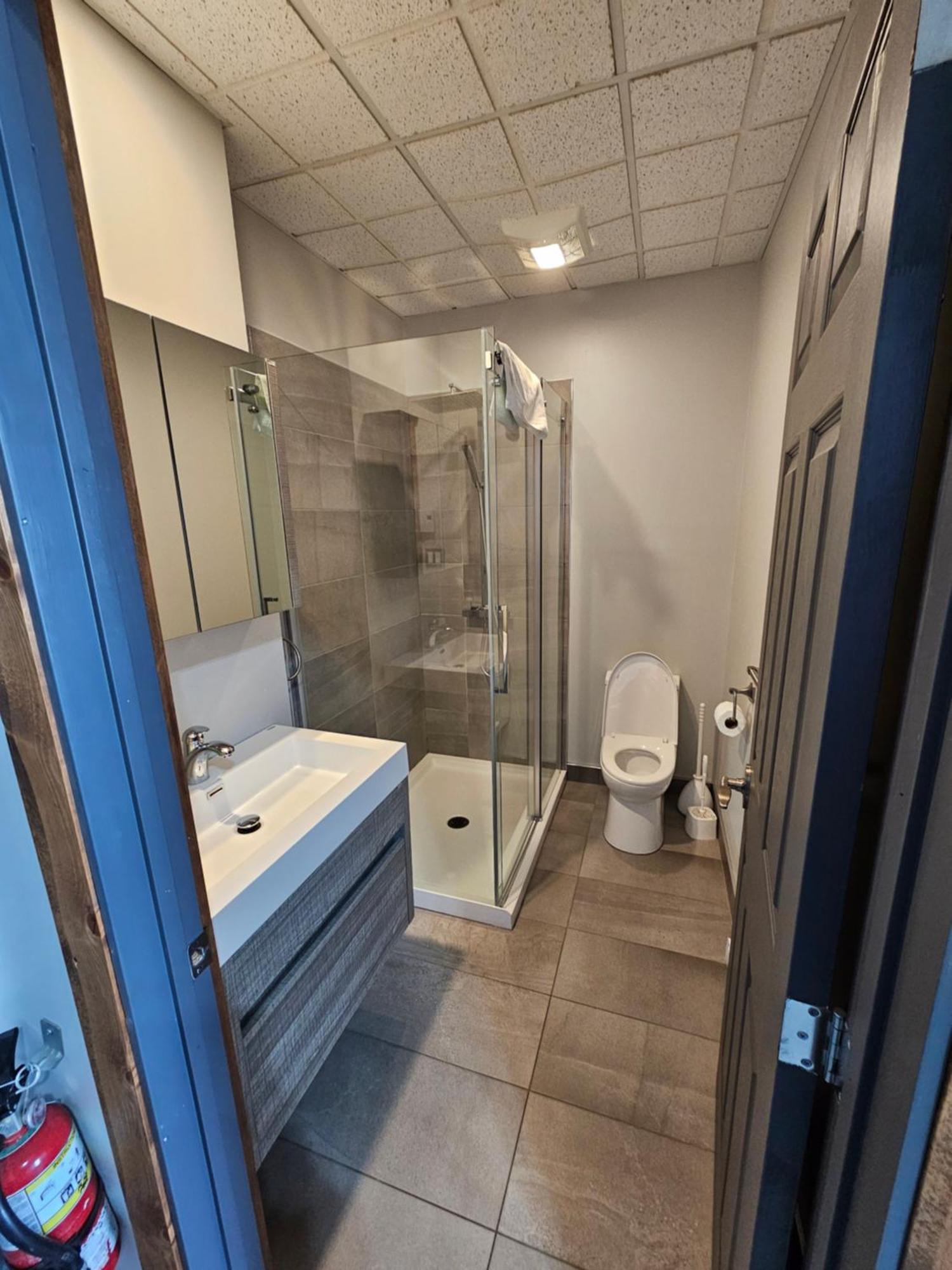 Lofts Hôtel Gaspésie Sainte Anne-des-Chênes Extérieur photo